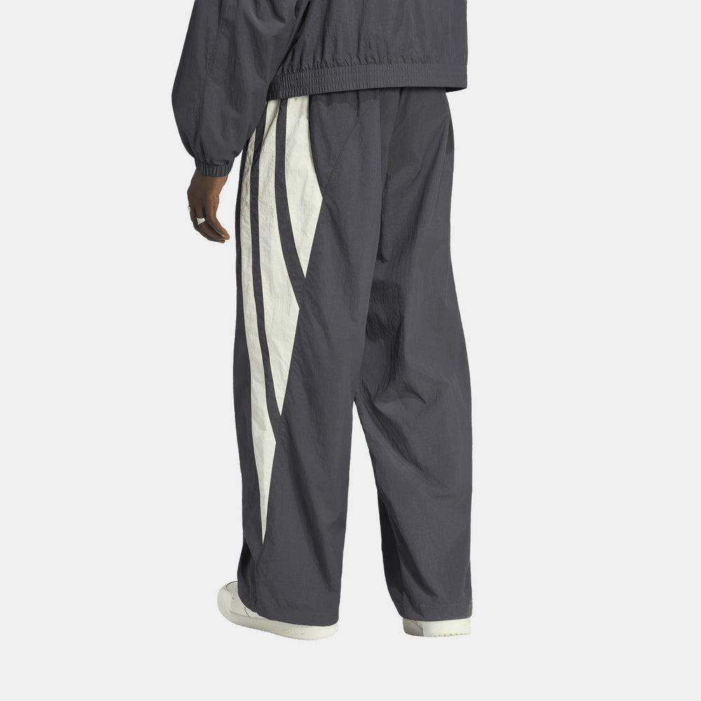Штани чоловічі adidas Originals GFX Track Woven