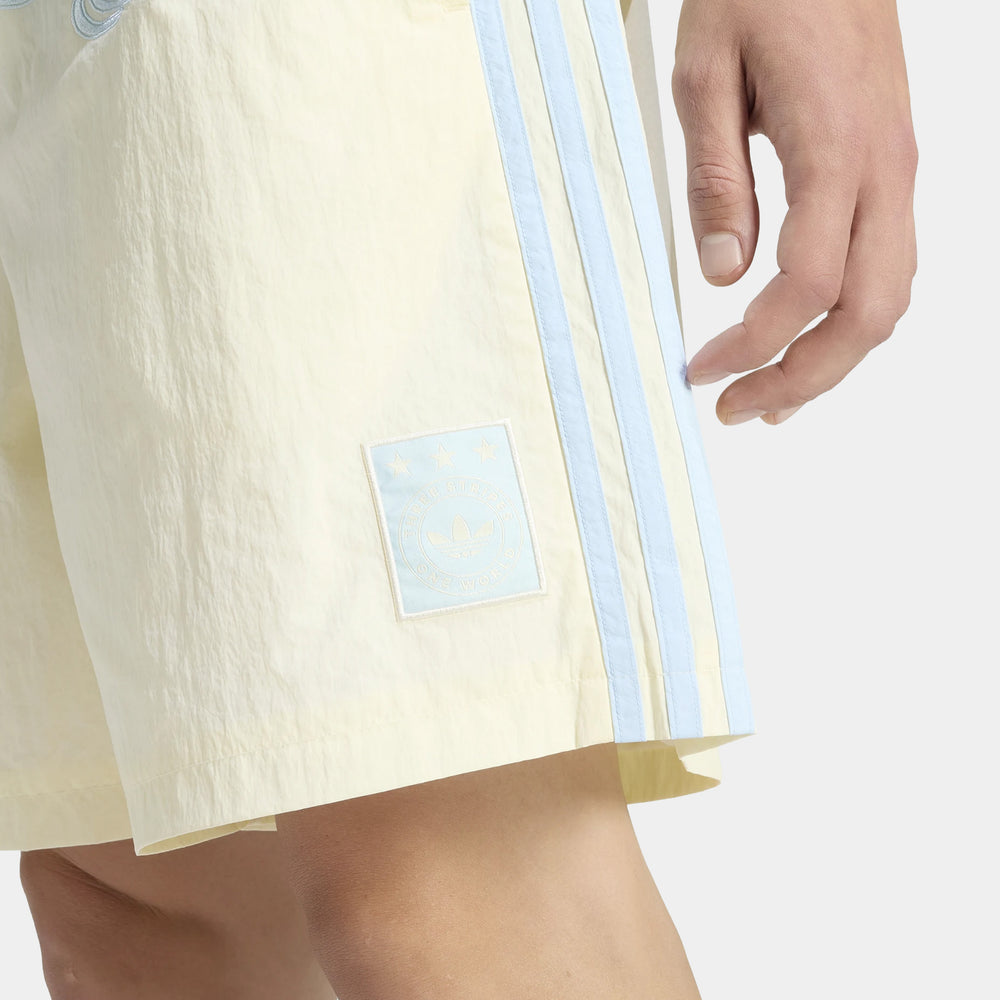 Шорти чоловічі adidas Originals One World Graphic