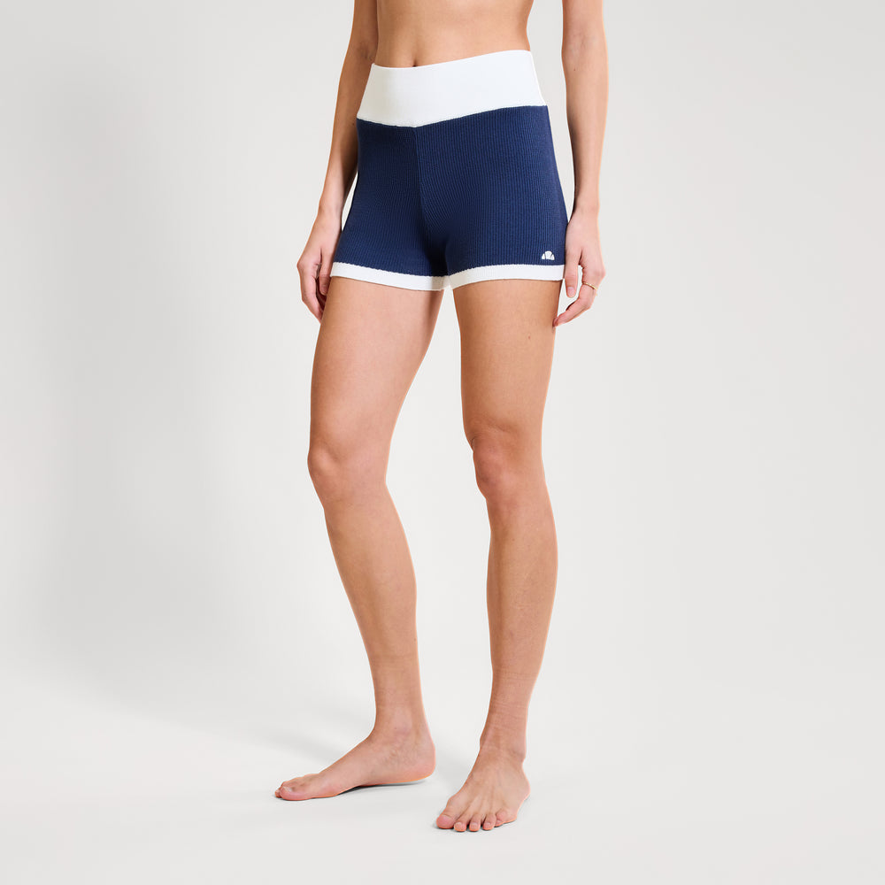 Шорти жіночі Ellesse Centola
