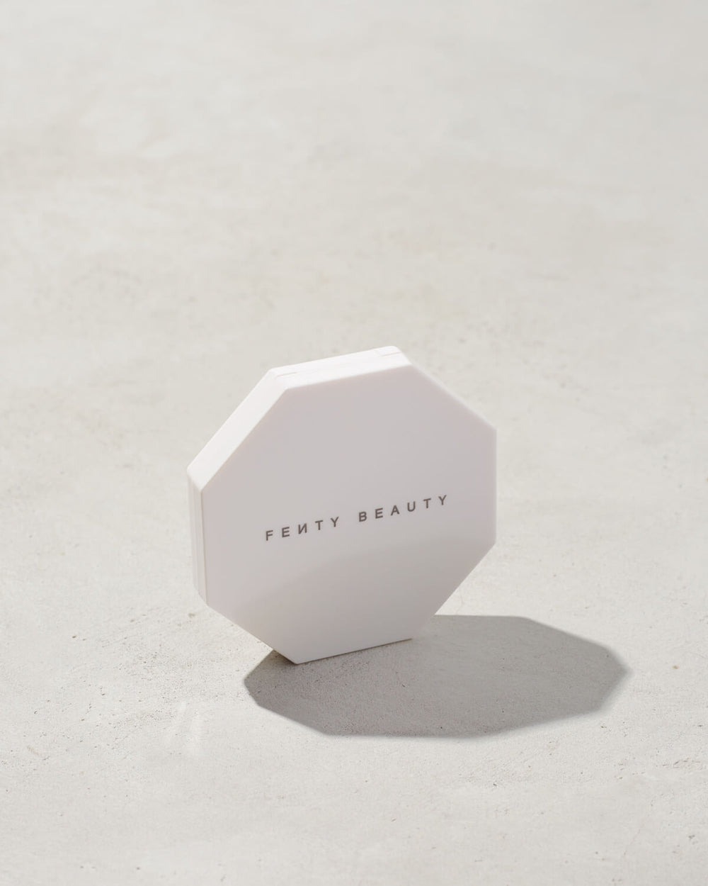 Хайлайтер Fenty Beauty Killawatt Freestyle Highlighter, відтінок Trophy Wife