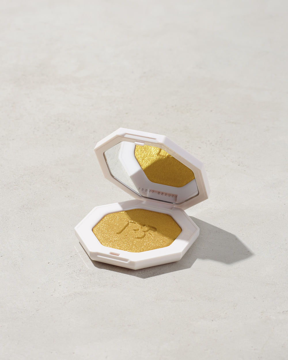 Хайлайтер Fenty Beauty Killawatt Freestyle Highlighter, відтінок Trophy Wife