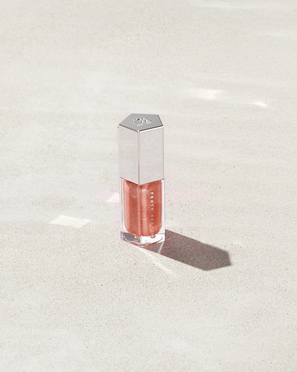 Блиск для губ Fenty Beauty Gloss Bomb Universal Lip Luminizer, відтінок Fenty Glow