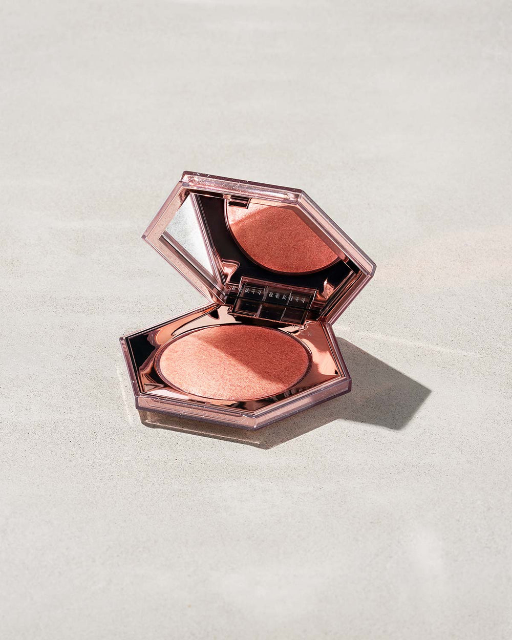 Хайлайтер Fenty Beauty Diamond Bomb All-Over Diamond Veil, відтінок Rosé Rave
