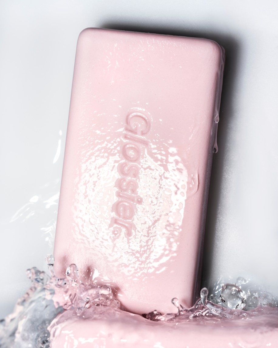 Скраб для тіла Glossier Body Hero Exfoliating Bar
