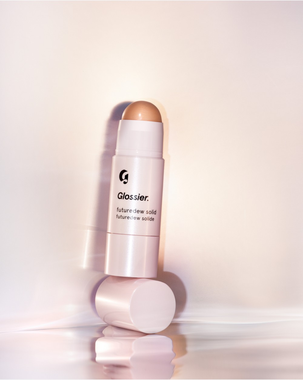 Сироватка Glossier Futuredew Solid