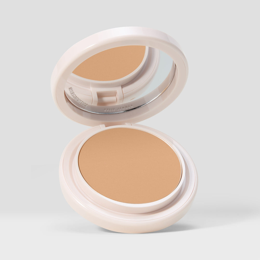 Тональний засіб Kylie Cosmetics Natural Blur Powder Foundation, відтінок 4WN
