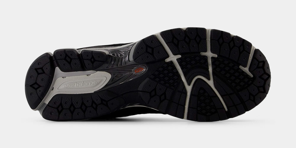 Кросівки чоловічі New Balance 2002R