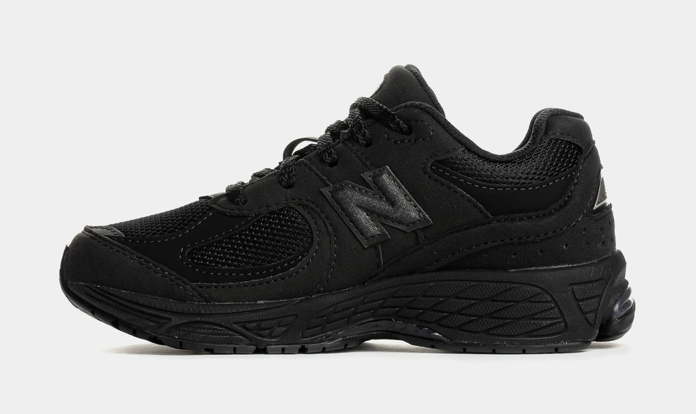 Кросівки дитячі New Balance 2002R