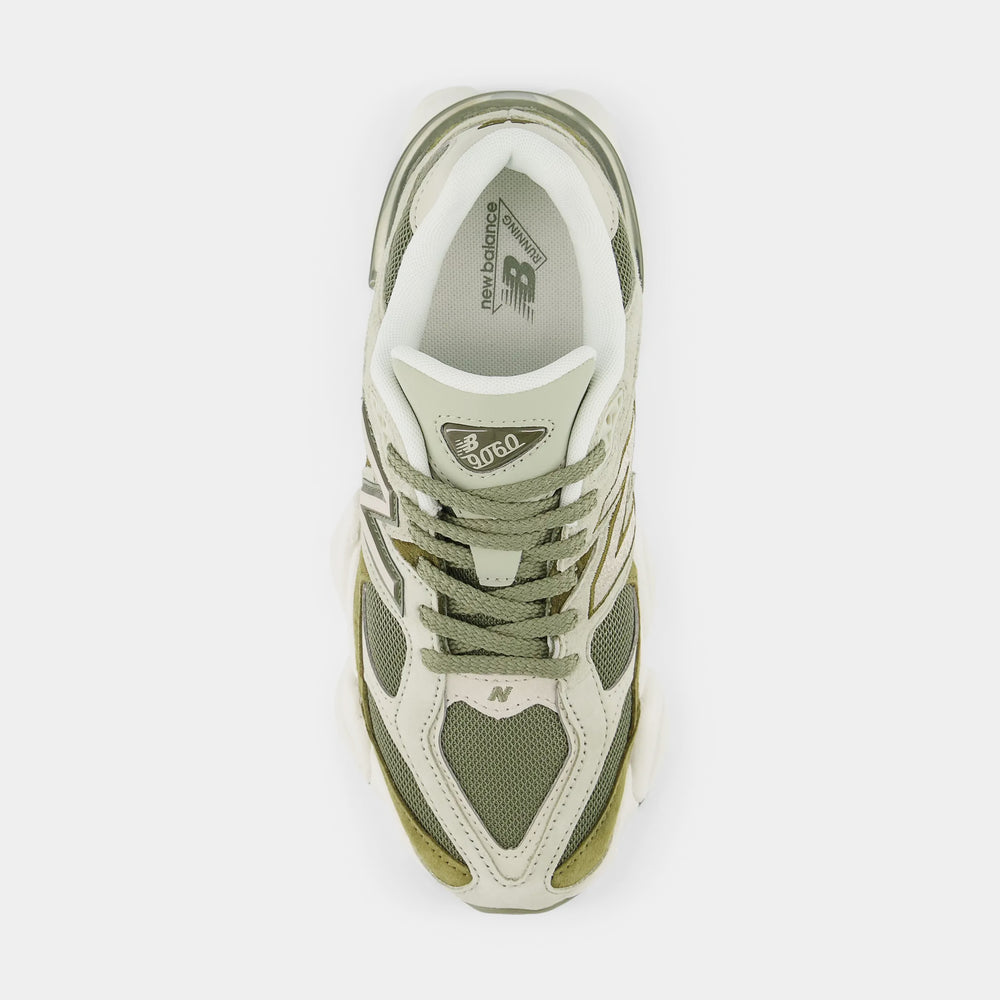 Кросівки чоловічі New Balance 9060