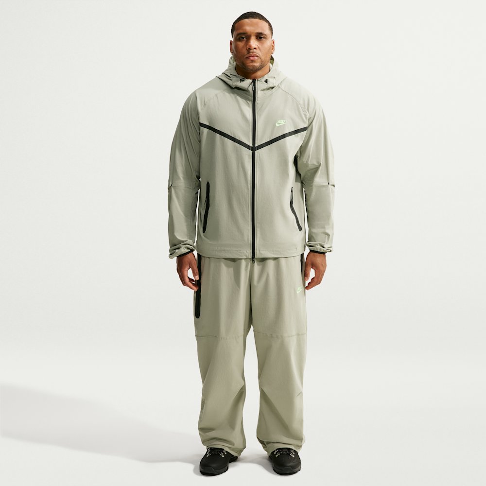 Куртка чоловіча Nike Tech Windrunner
