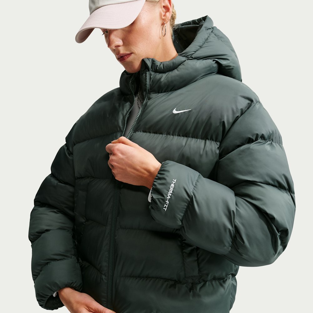 Куртка жіноча Nike Sportswear Therma-FIT