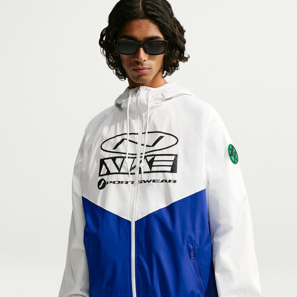 Куртка чоловіча Nike Windrunner Storm-FIT