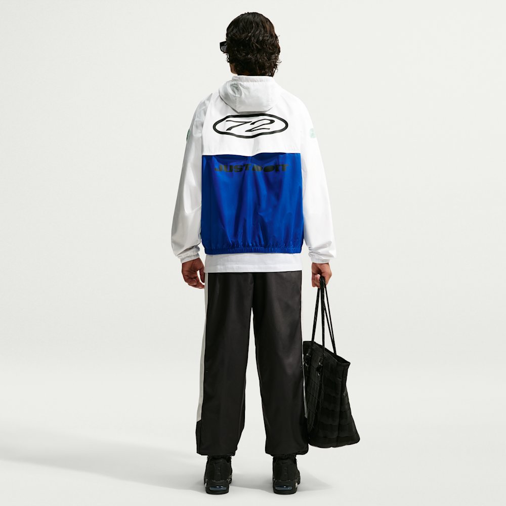 Куртка чоловіча Nike Windrunner Storm-FIT