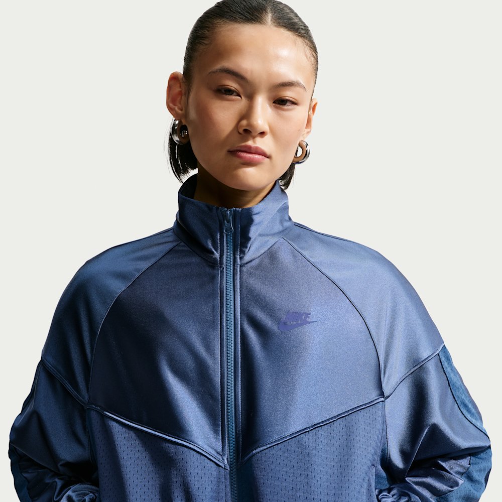 Куртка жіноча Nike Sportswear Windrunner