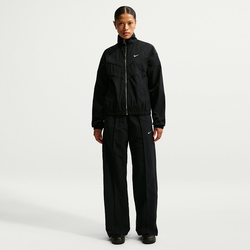 Куртка жіноча Nike Windrunner UV