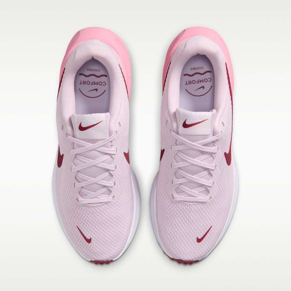 Кросівки для бігу жіночі Nike Revolution 8