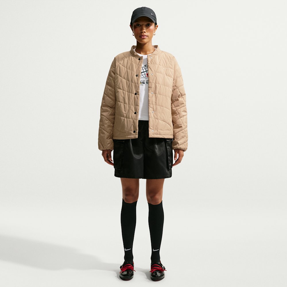 Куртка жіноча Nike Sportswear Therma-FIT Barn