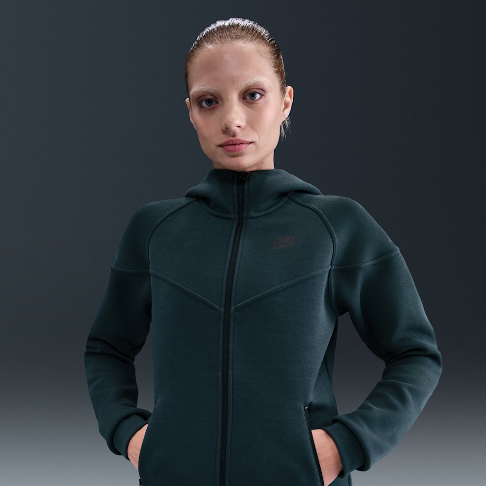 Худі жіноче Nike Sportswear Tech Fleece Windrunner