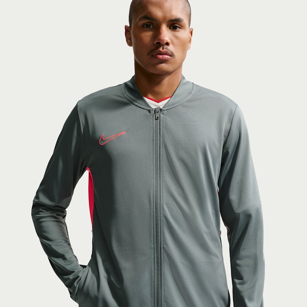 Спортивний костюм чоловічий Nike Academy