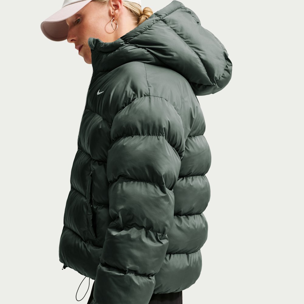 Куртка жіноча Nike Sportswear Therma-FIT