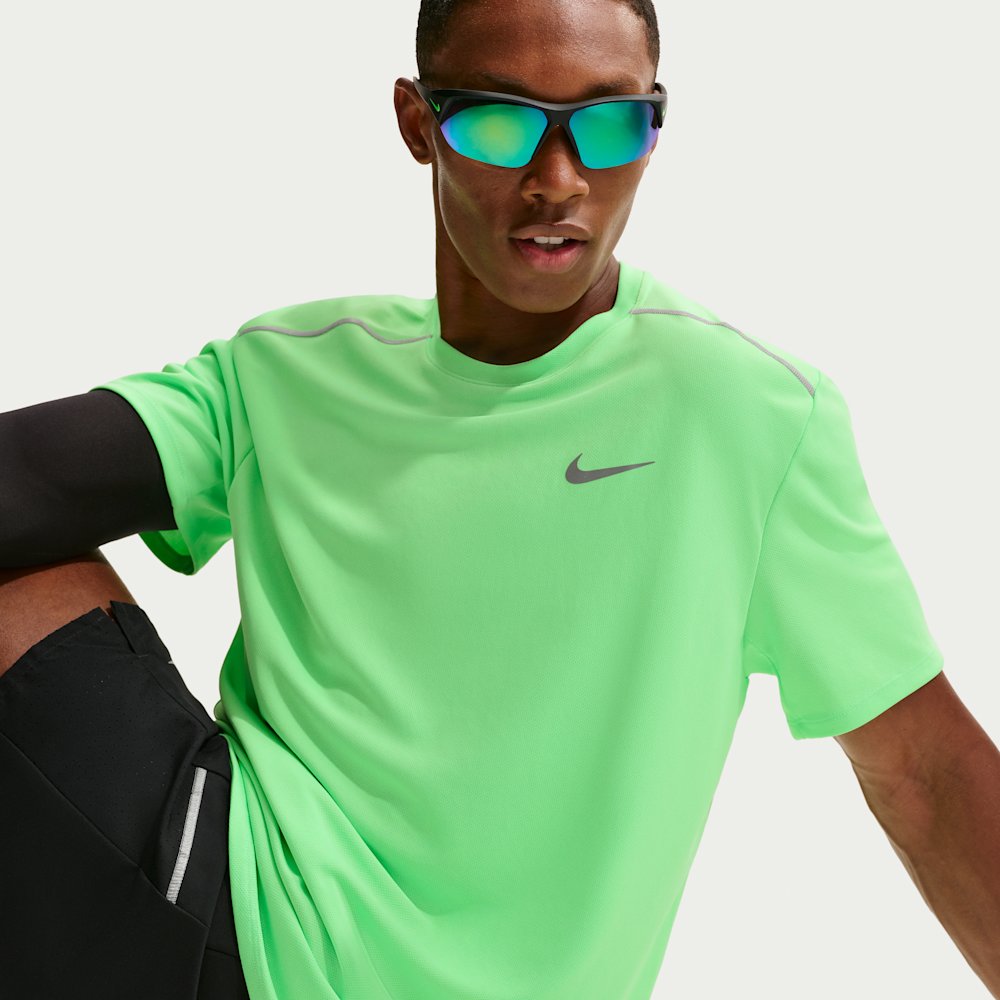 Футболка чоловіча Nike Miler