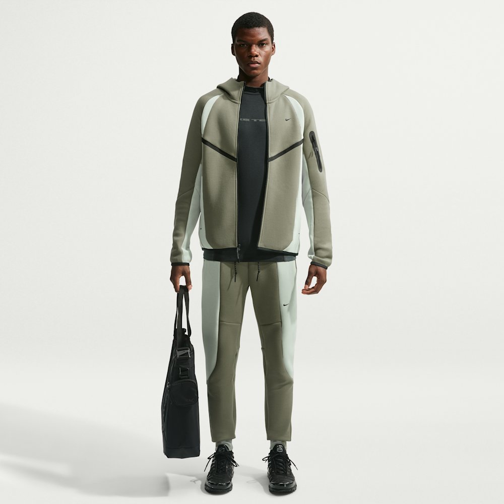 Джогери чоловічі Nike Tech Fleece Color-Block