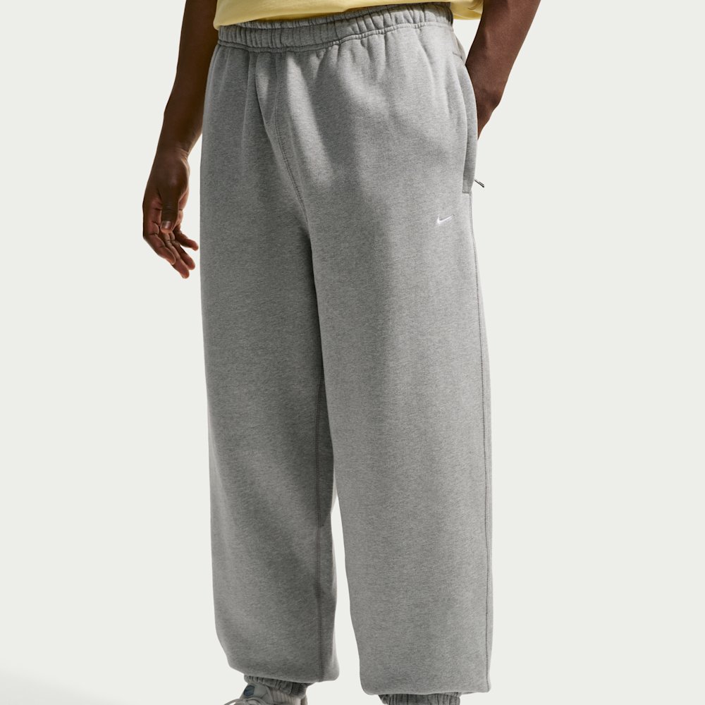 Штани чоловічі Nike Solo Swoosh