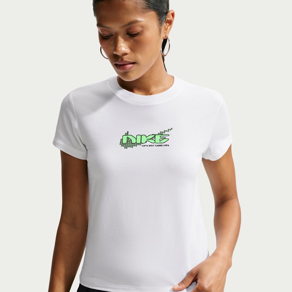 Футболка жіноча Nike Sportswear Chill Knit