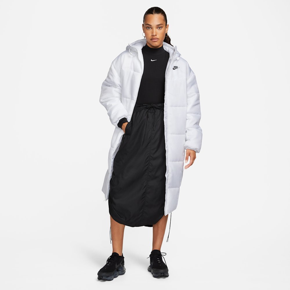 Куртка жіноча Nike Sportswear Classic Puffer