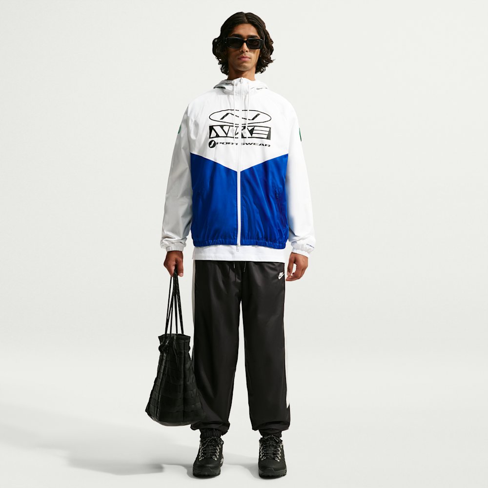 Куртка чоловіча Nike Windrunner Storm-FIT