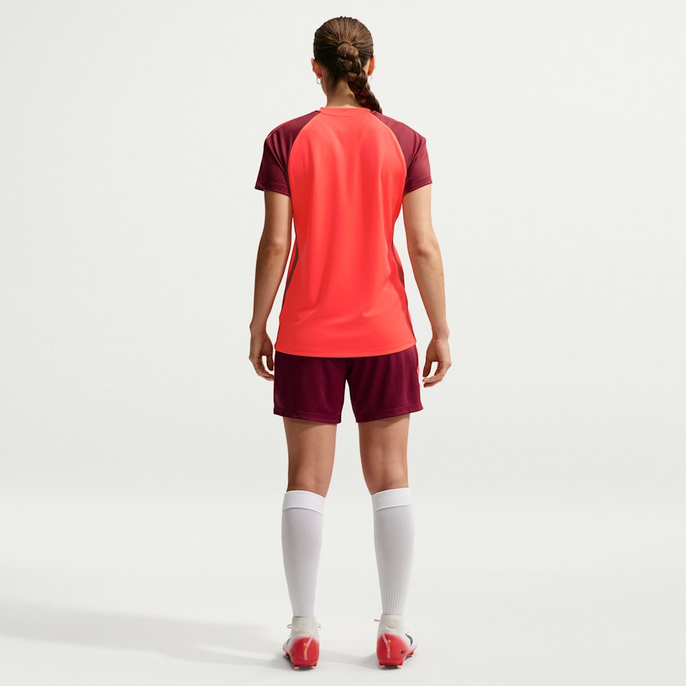 Шорти жіночі Nike Strike