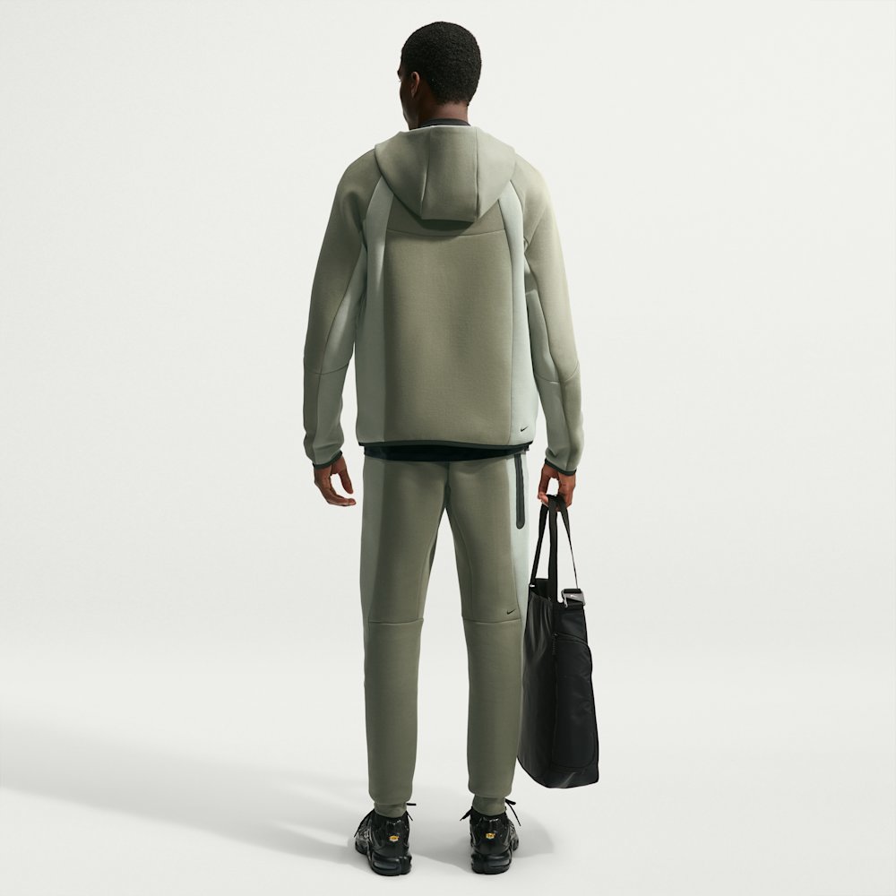 Джогери чоловічі Nike Tech Fleece Color-Block