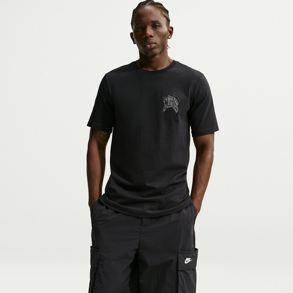Футболка чоловіча Nike Sportswear