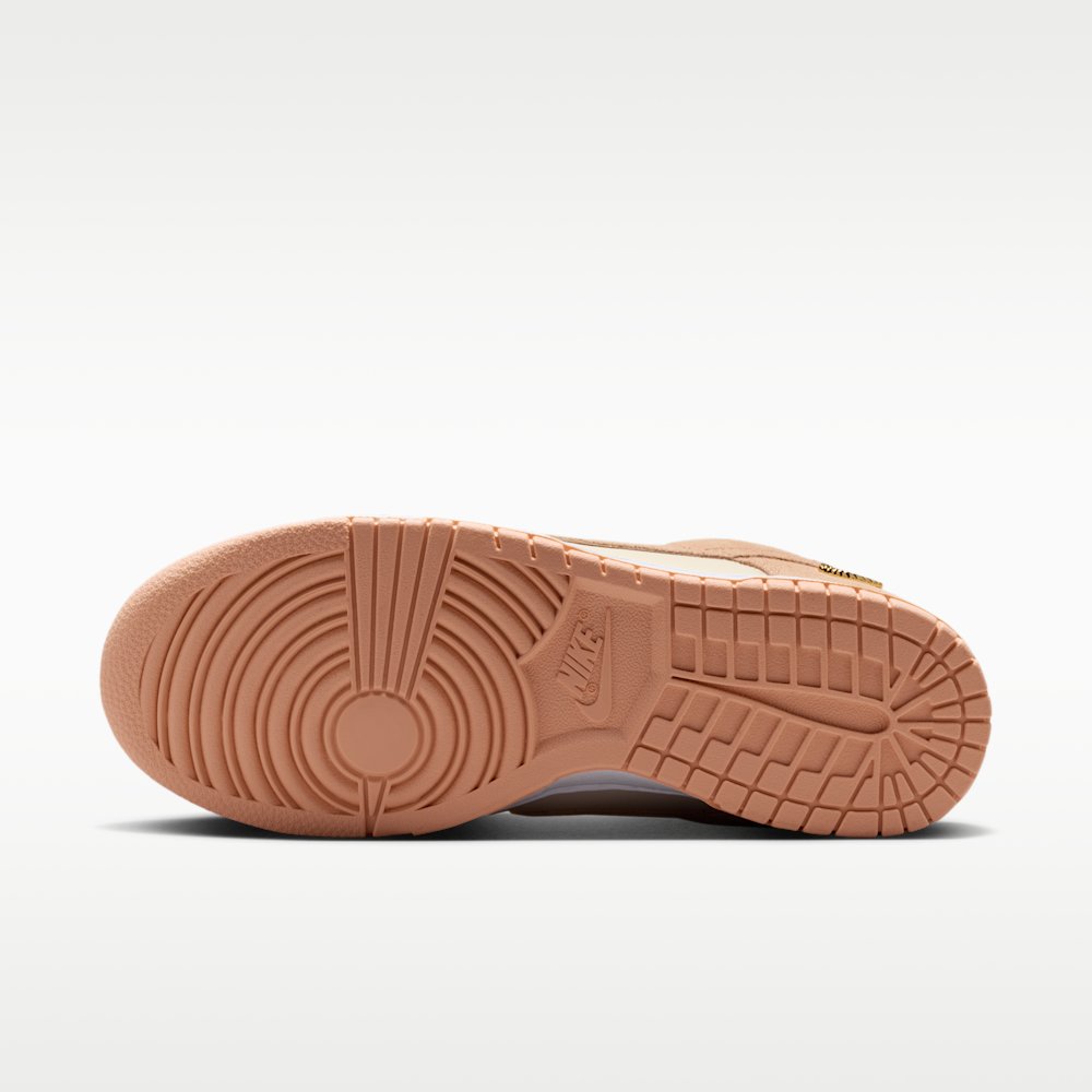 Кросівки жіночі Nike Dunk Low Suede