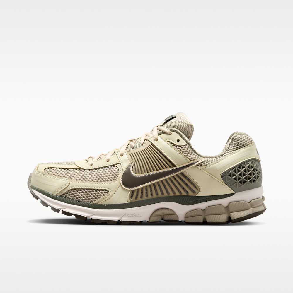 Кросівки чоловічі Nike Zoom Vomero 5