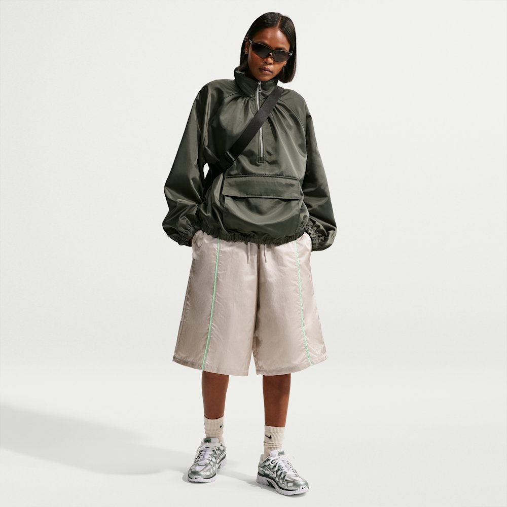 Шорти жіночі Nike Sportswear