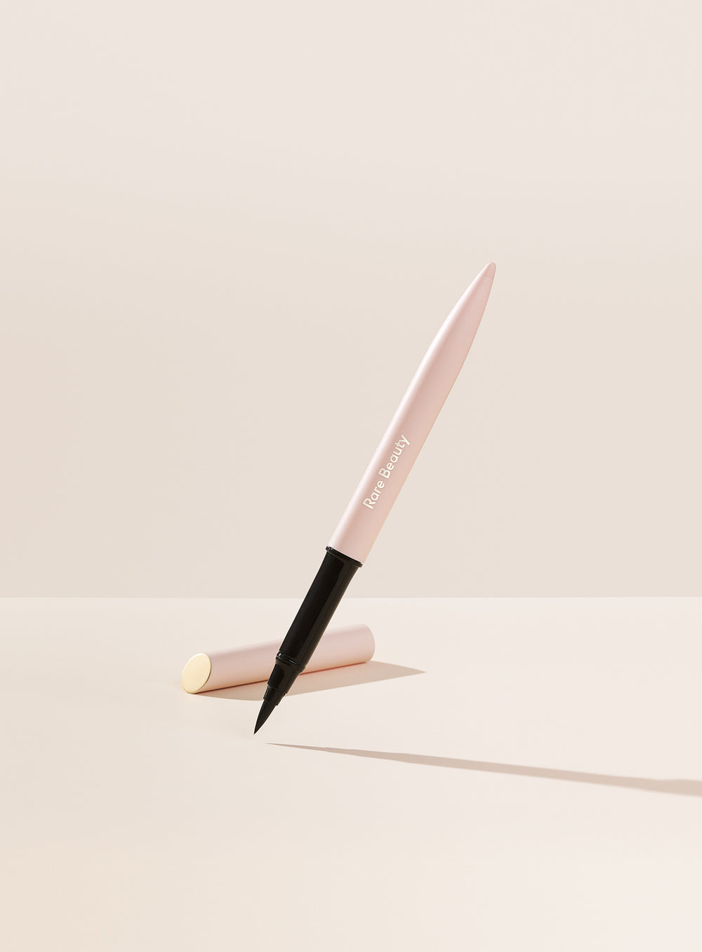 Підводка для очей Rare Beauty Perfect Strokes Matte Liquid Liner, відтінок Black